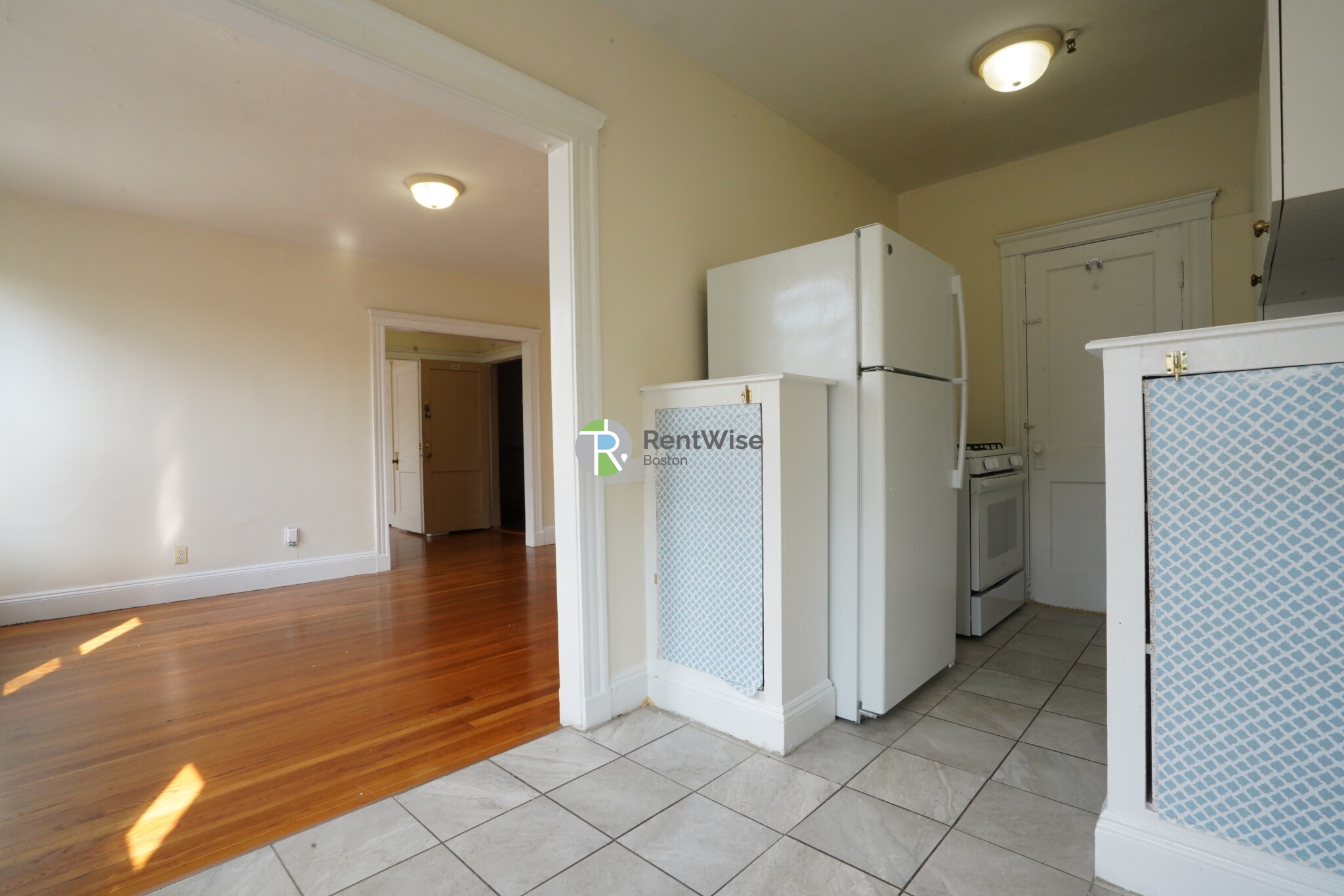 131 Washington St, Brighton