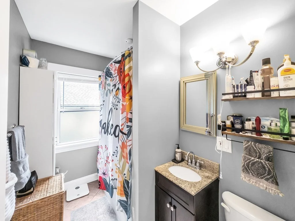 18 Alberta St, West Roxbury