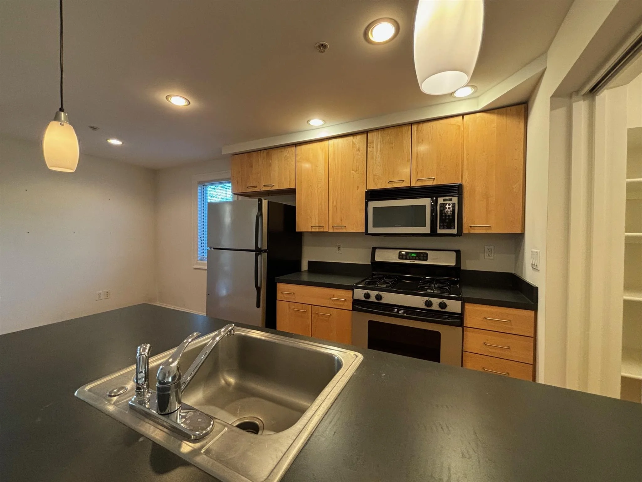 1110 Massachusetts Ave, Riverside