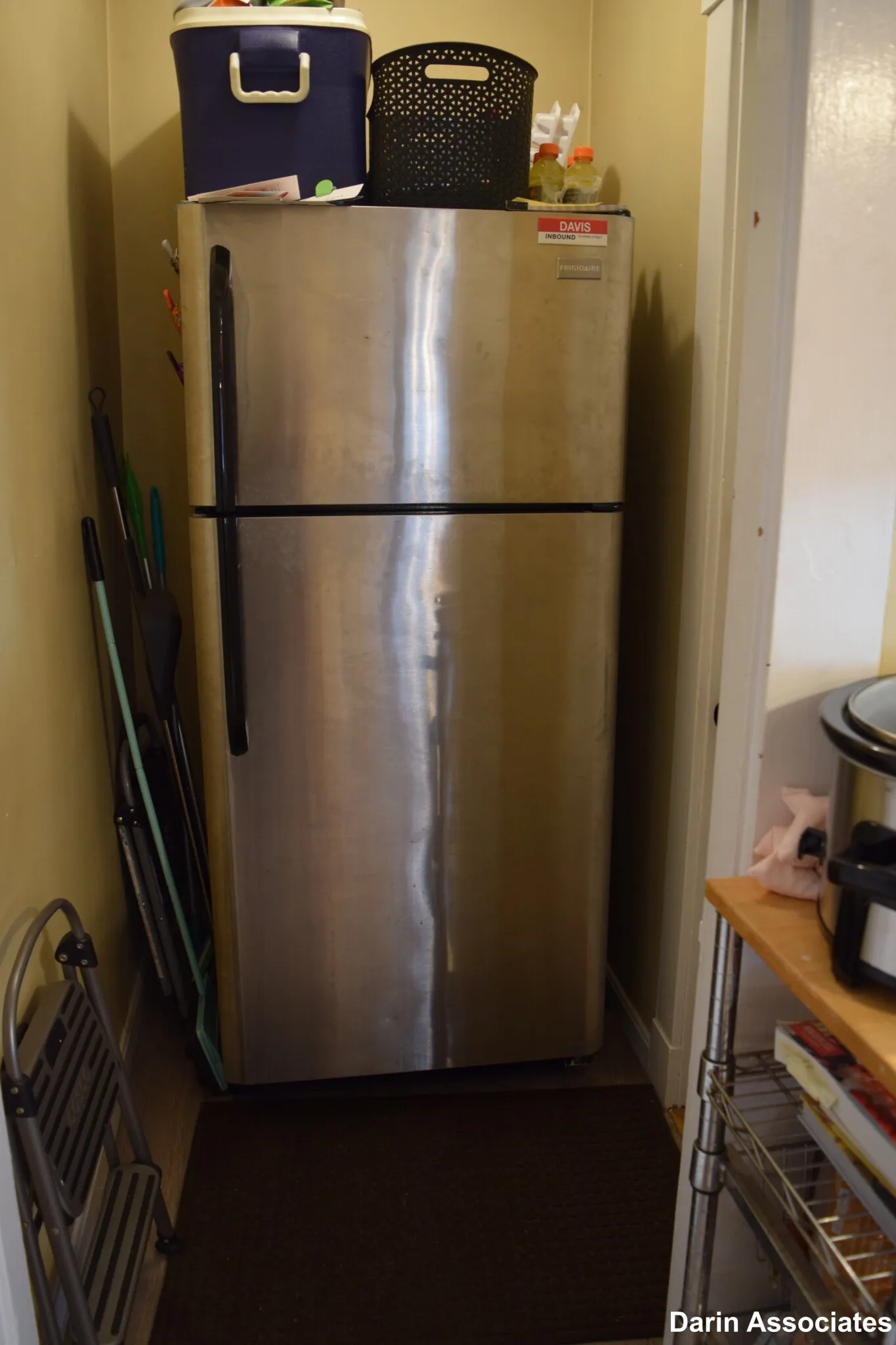 1065 Broadway, Teele Square