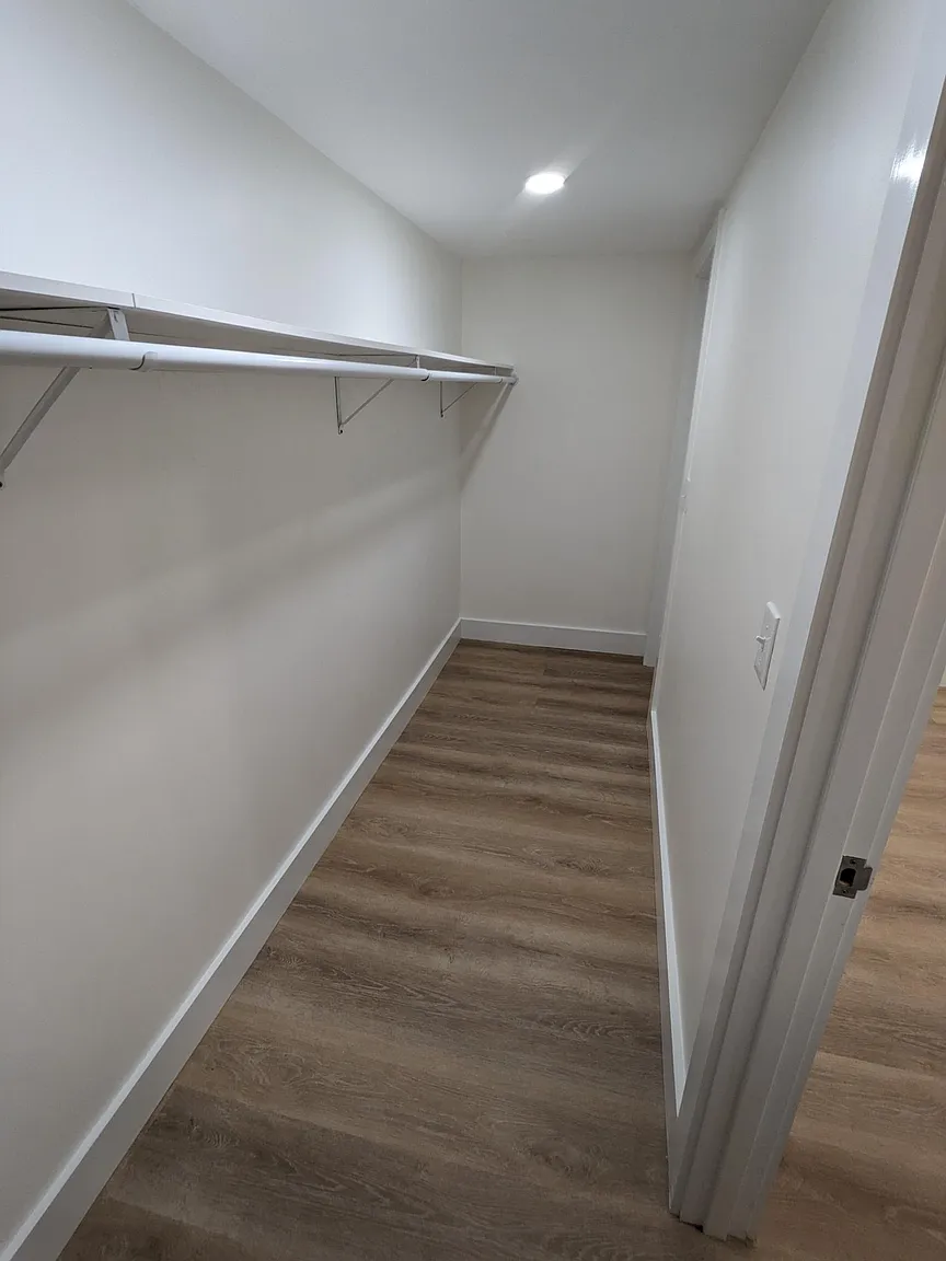 14 Myrtle Ave, Mid-Cambridge