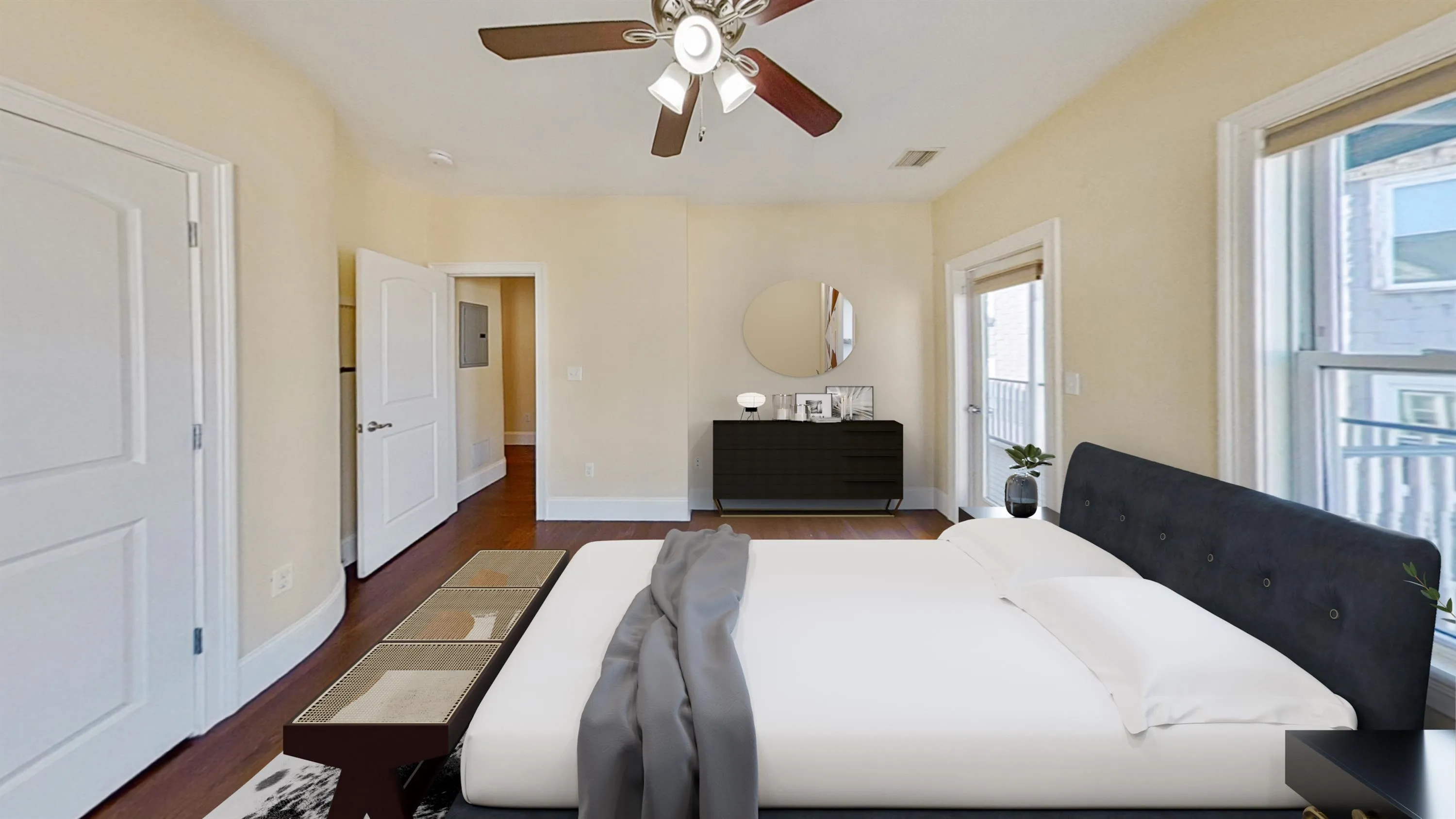 81 Hillside St, Mission Hill