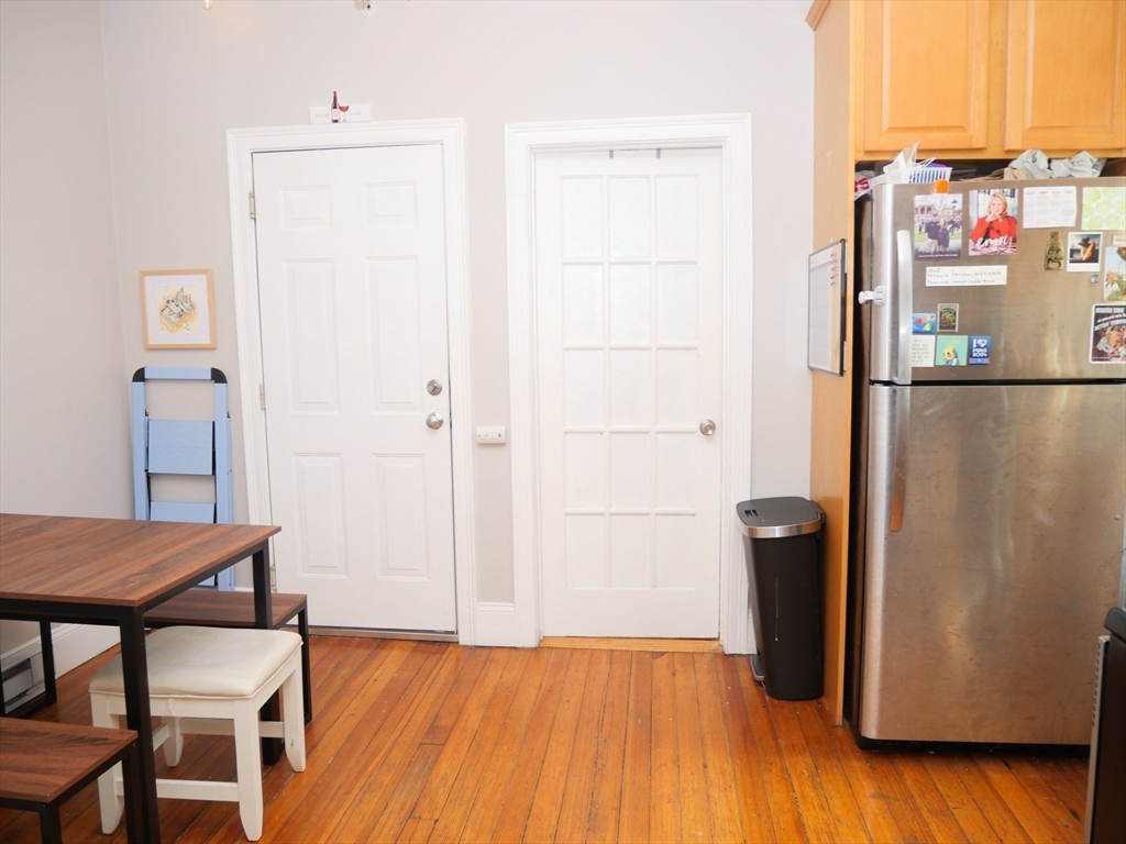 14 Chestnut Hill Ave, Brighton