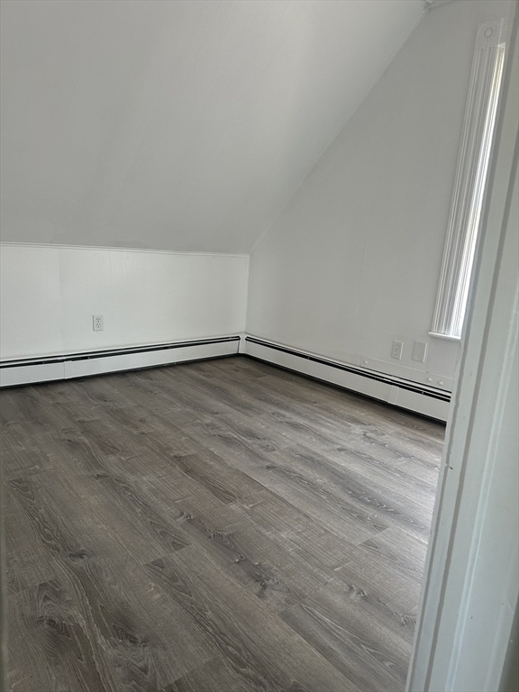 377 Parker St, Gardner