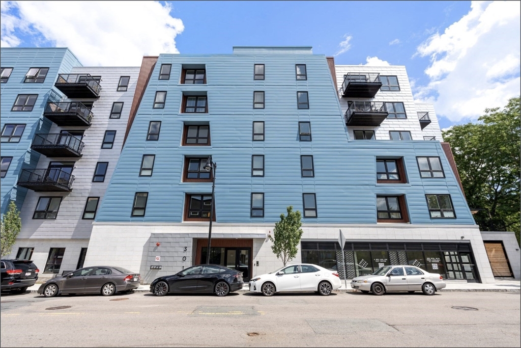 301 Border St, Central Square