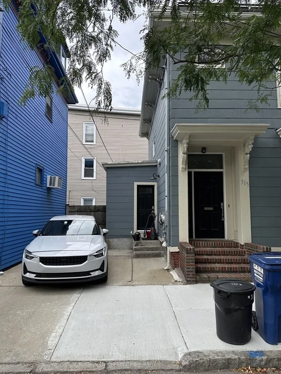 315 Windsor St, Wellington-Harrington
