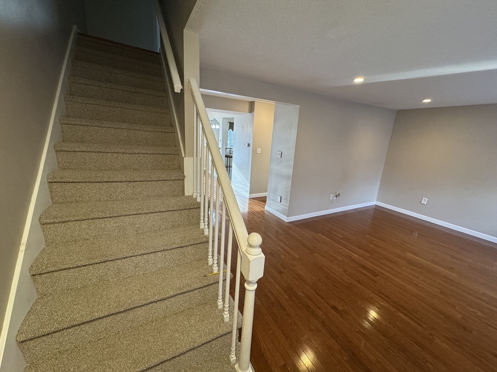 320 Newbury St, Danvers