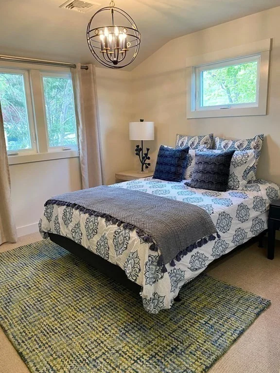 88 Little Neck Rd, Great Neck