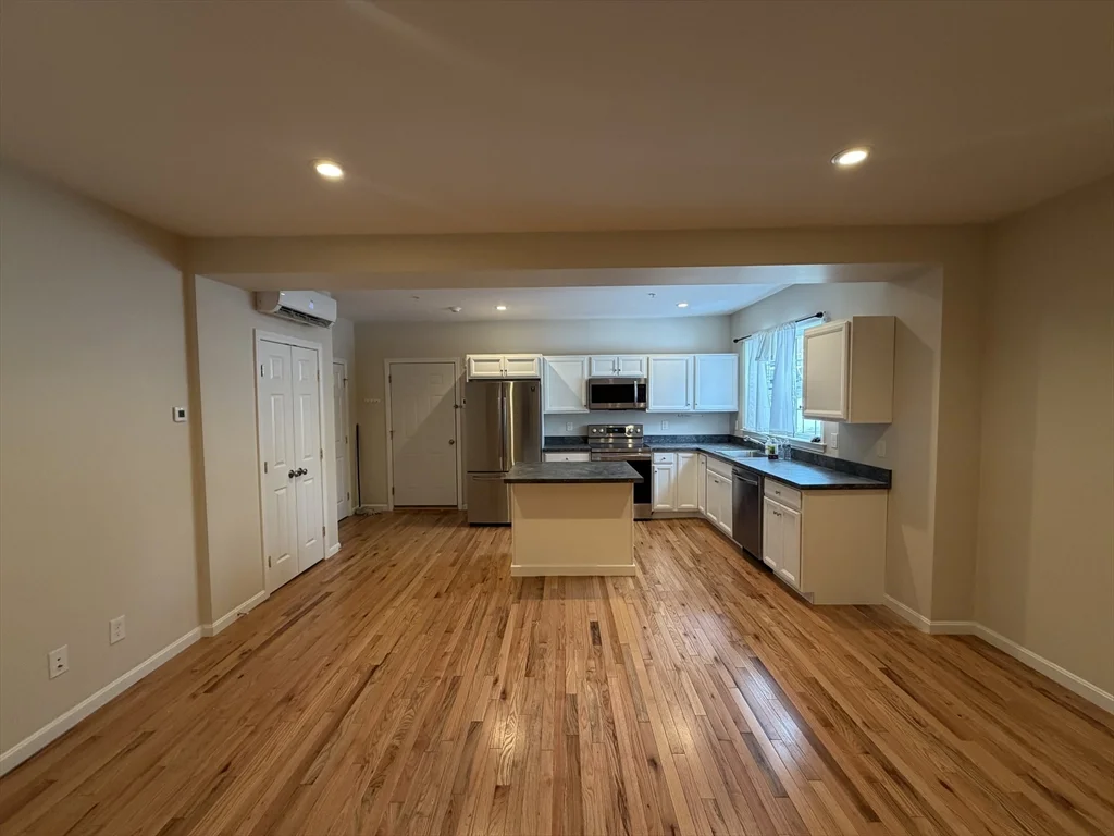 160 Summer St, Haverhill