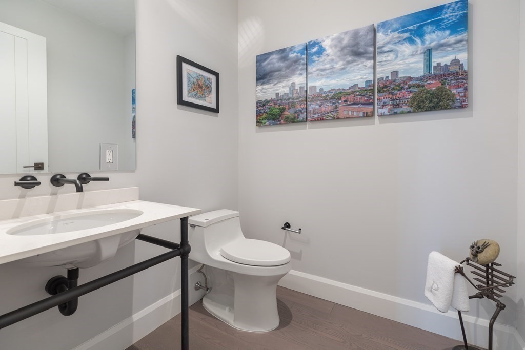 140 Shawmut Ave, South End