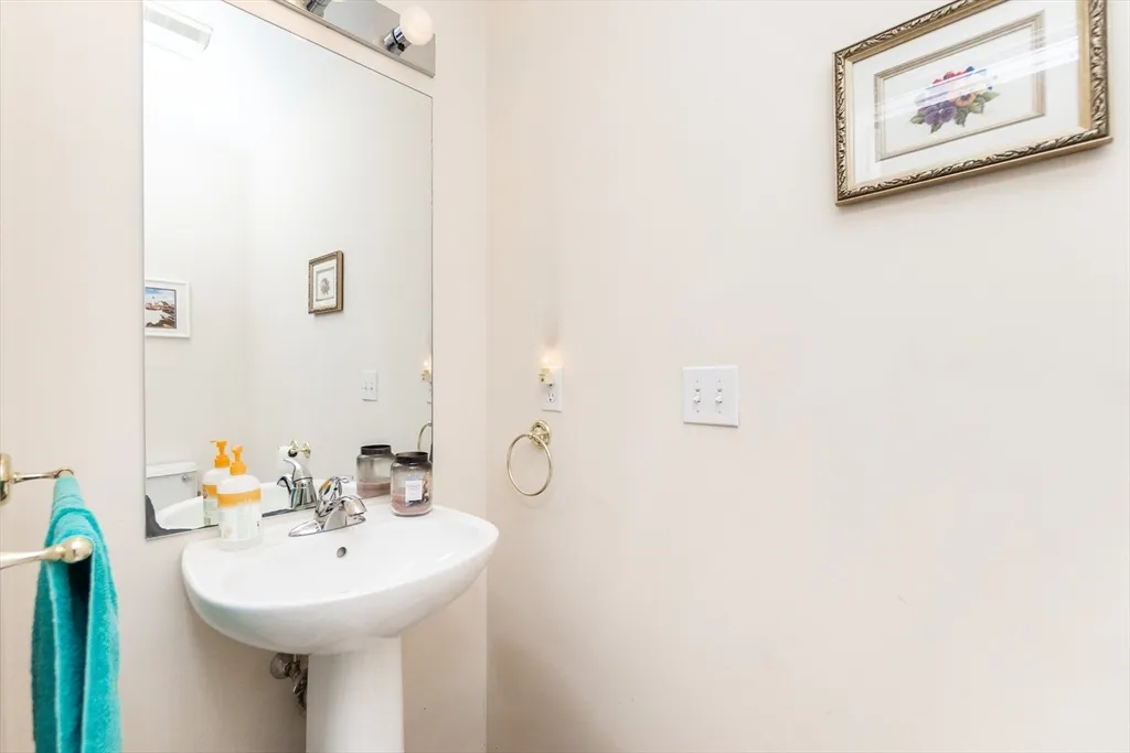 37 Augusta Way, Chelmsford