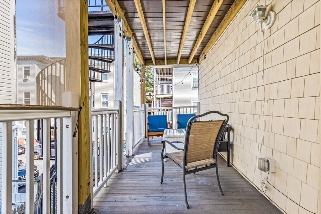 472 E Eighth St, South Boston