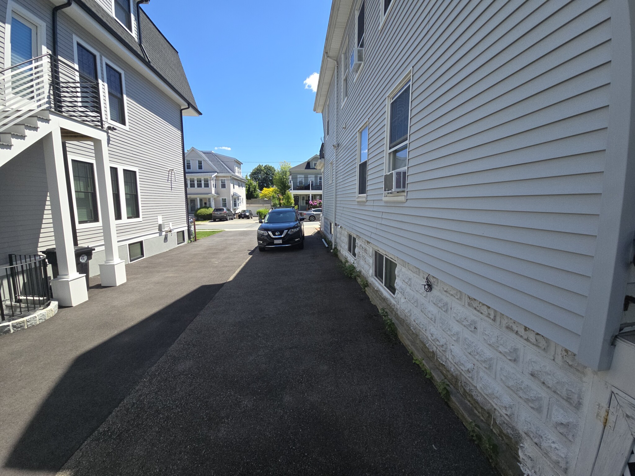 146 Hillside Rd, Watertown