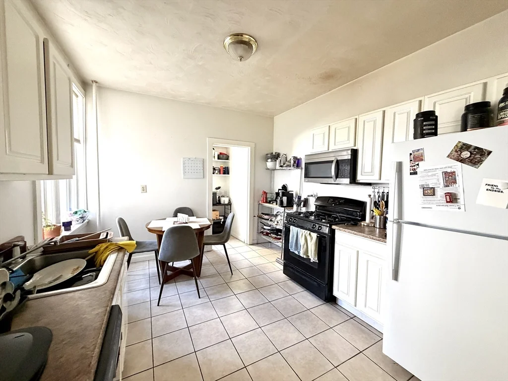 7 Devotion St, Coolidge Corner