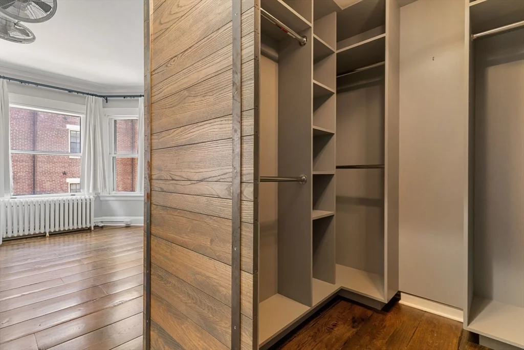 48 Beacon St, Beacon Hill