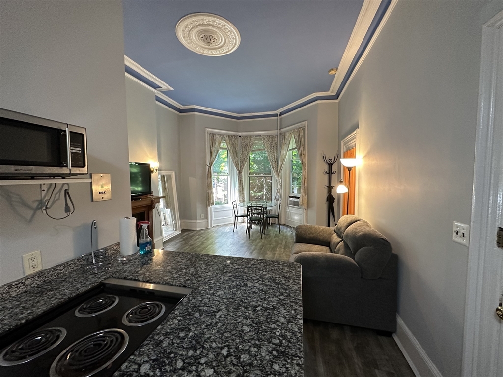 7 Hereford, Back Bay