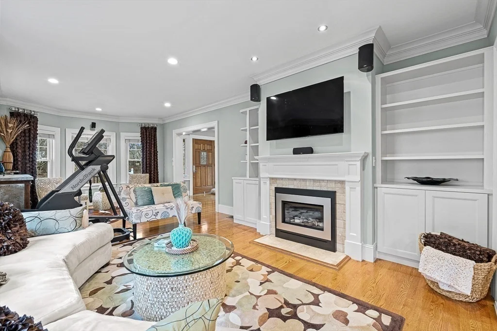 34 Glen Rd, Winchester