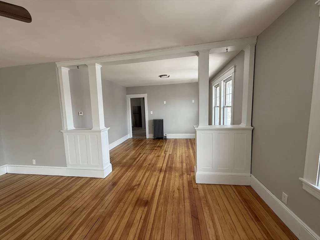 153 Oakland Ave, Methuen