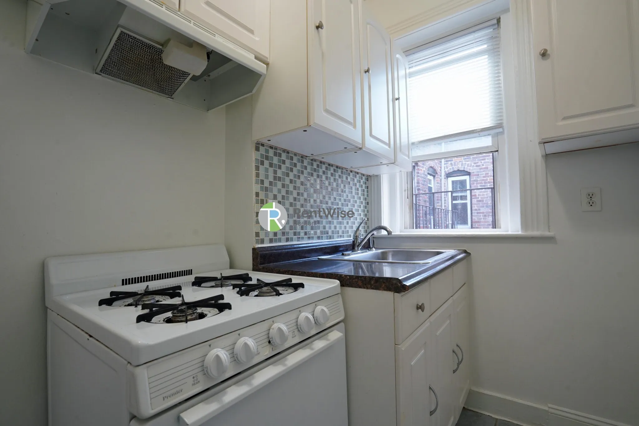 1302 Commonwealth Ave, Allston