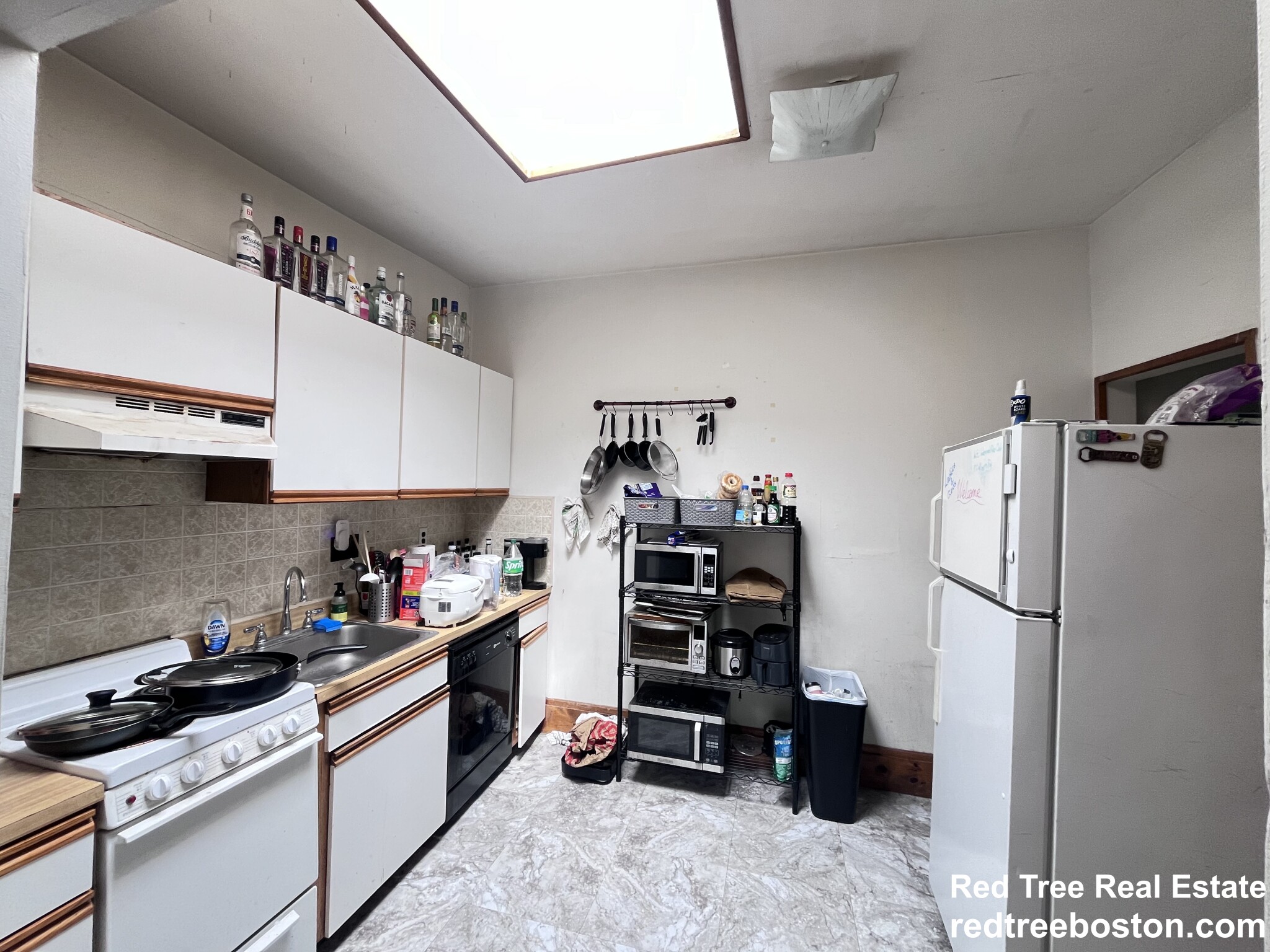 17 Aberdeen St, Fenway