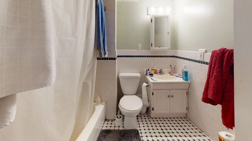 36 Mozart, Jamaica Plain