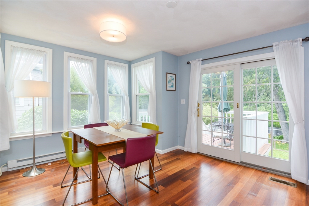 3 Abbot Ct, Marblehead