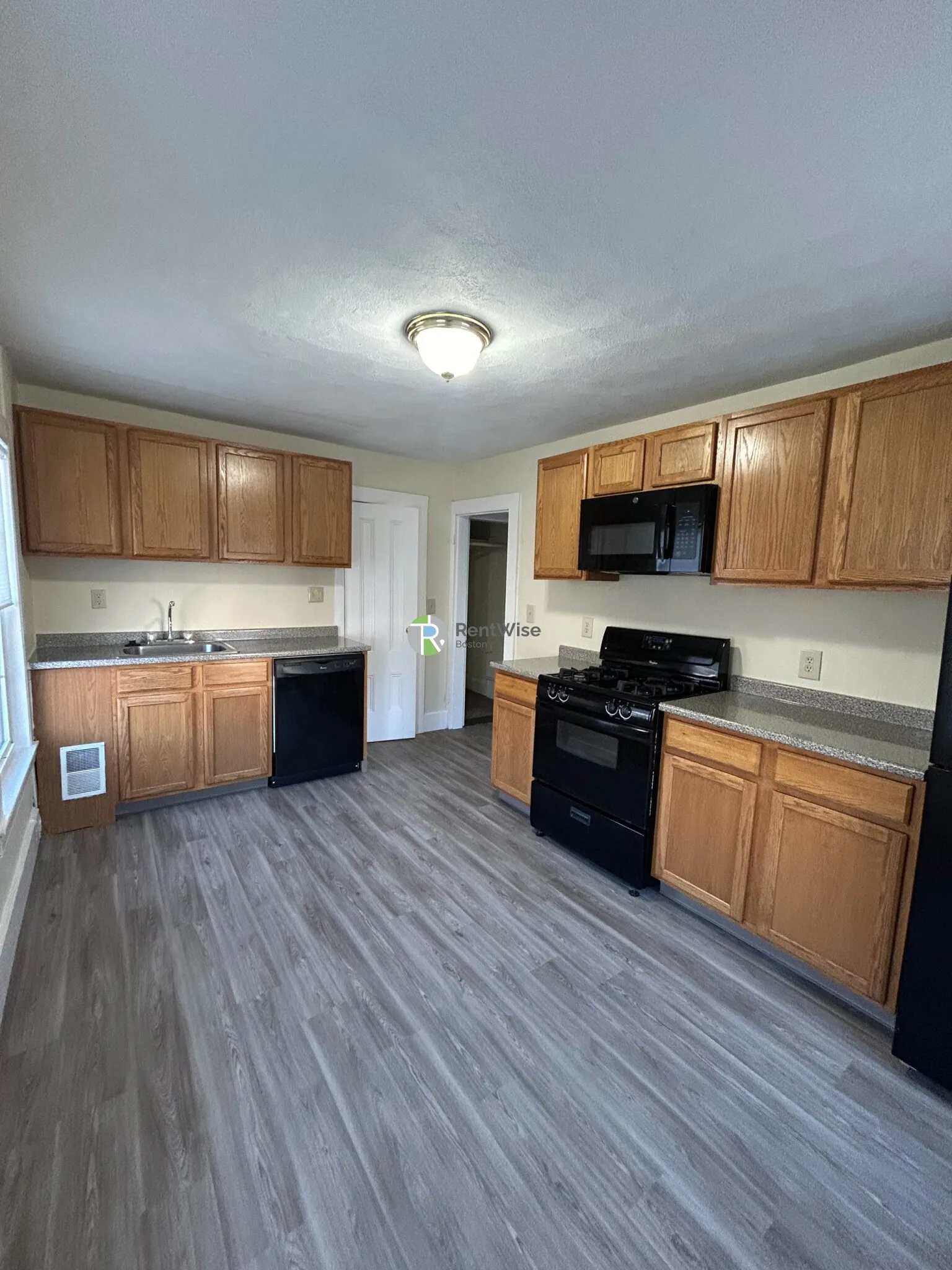 297 Nahant Rd, Nahant