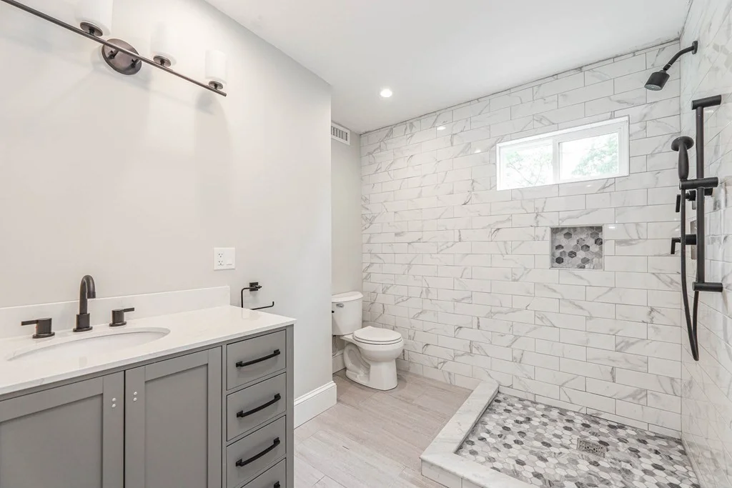 52 Maple St, Hyde Park