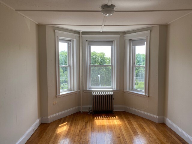 1175 Boylston St, Fenway