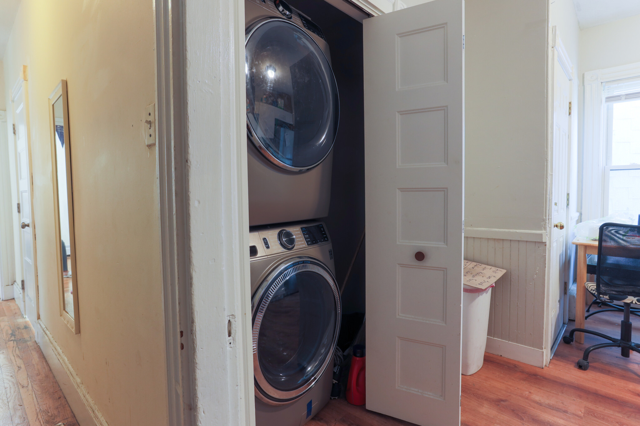 80 Hillside St, Mission Hill