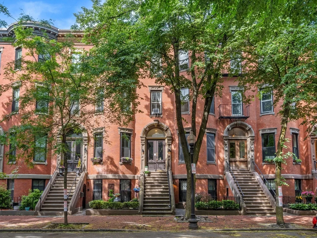 19 Greenwich Park, South End