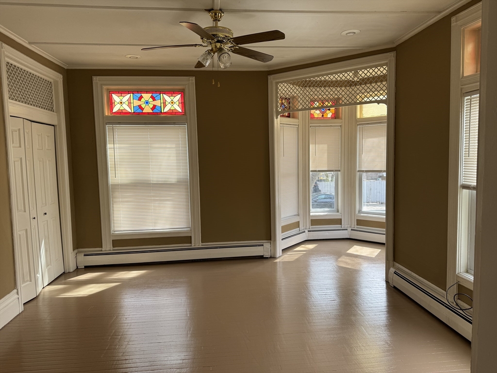 6-8 Park St, Zip 01830