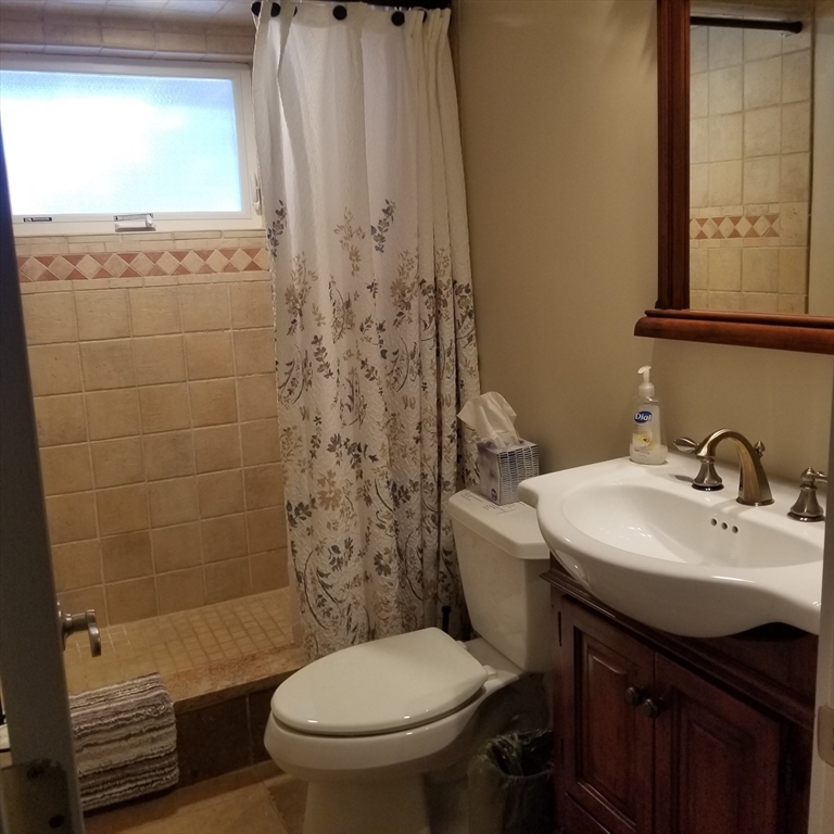 11 Charlemont Rd, Priscilla Beach