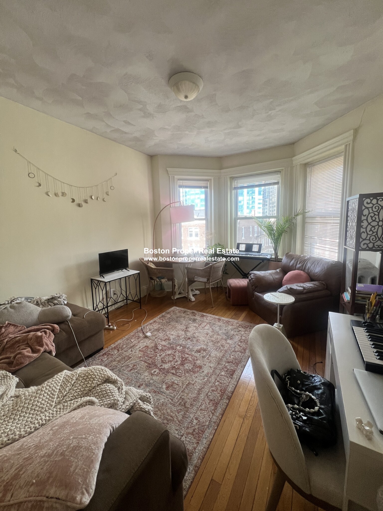 124 Peterborough St, Fenway