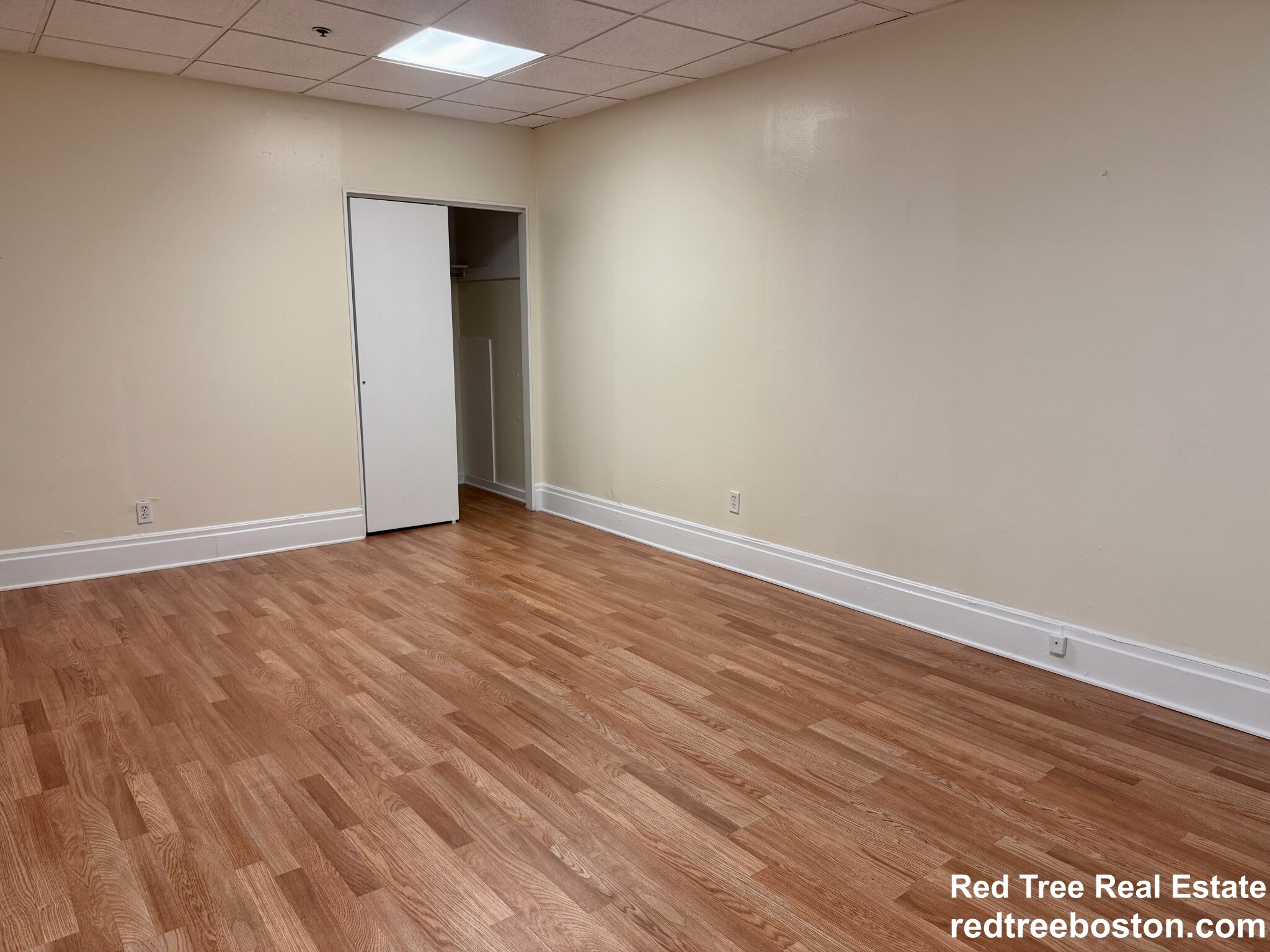 62 Boylston St, Midtown