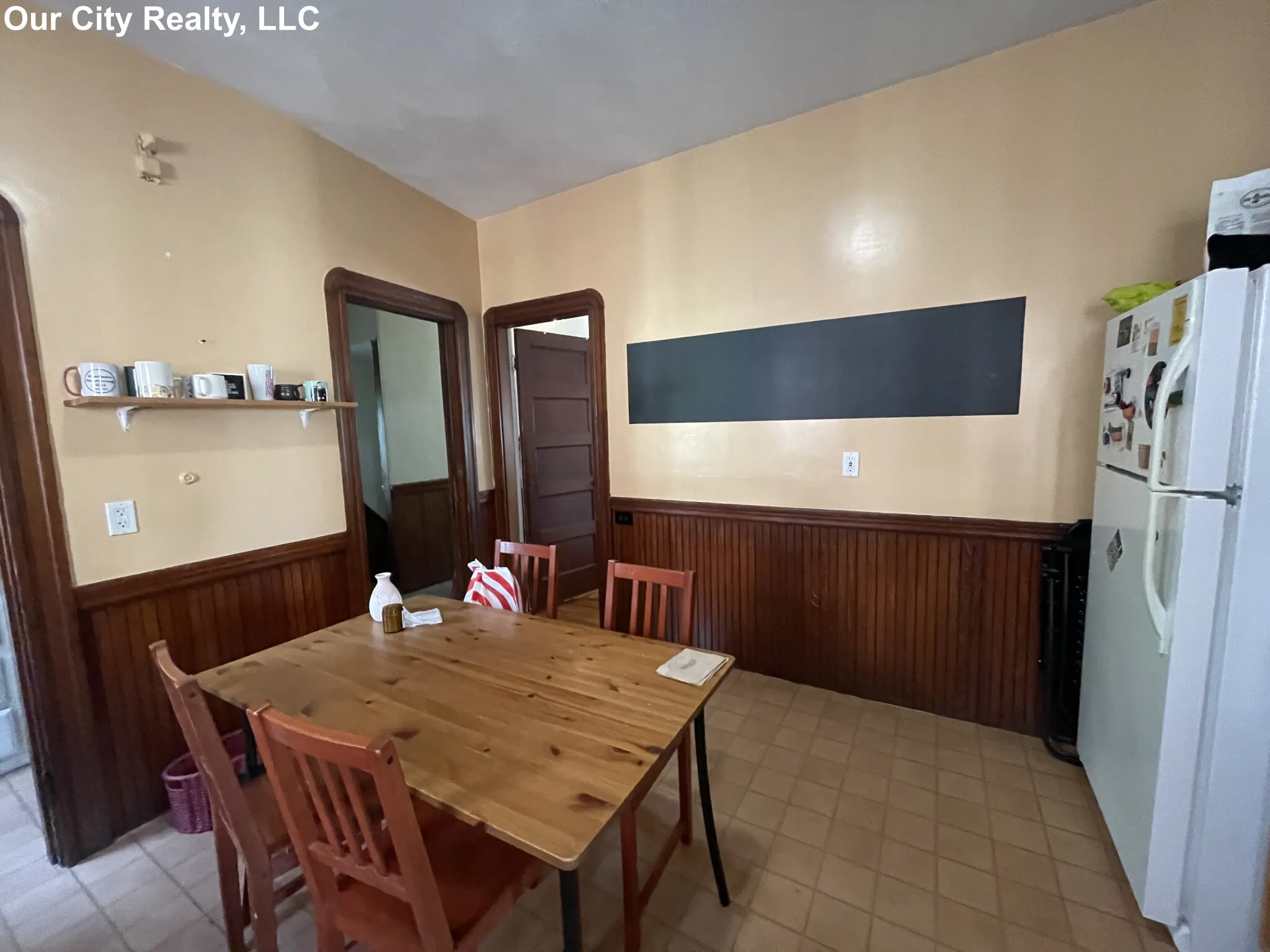 4 Aberdeen Rd, Powder House Square