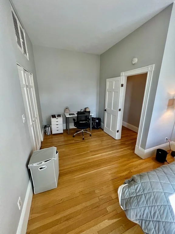 66 Telegraph St, South Boston