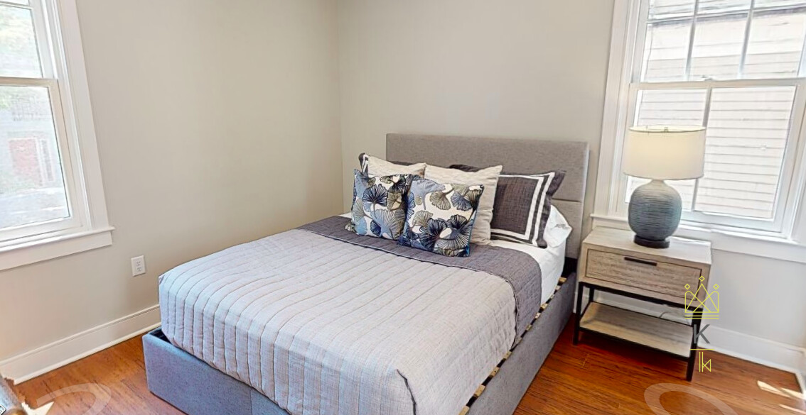 382 Harvard St, Mid-Cambridge