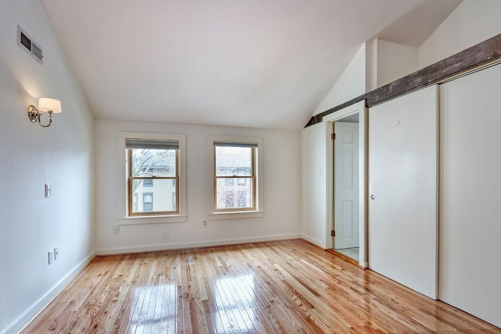 12 Lilac Ct, Wellington-Harrington