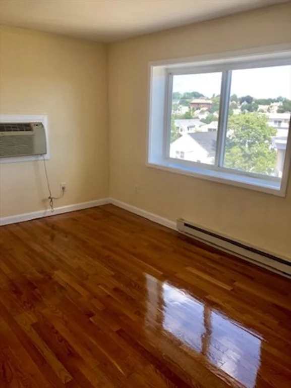 70 Park St, Ward Two