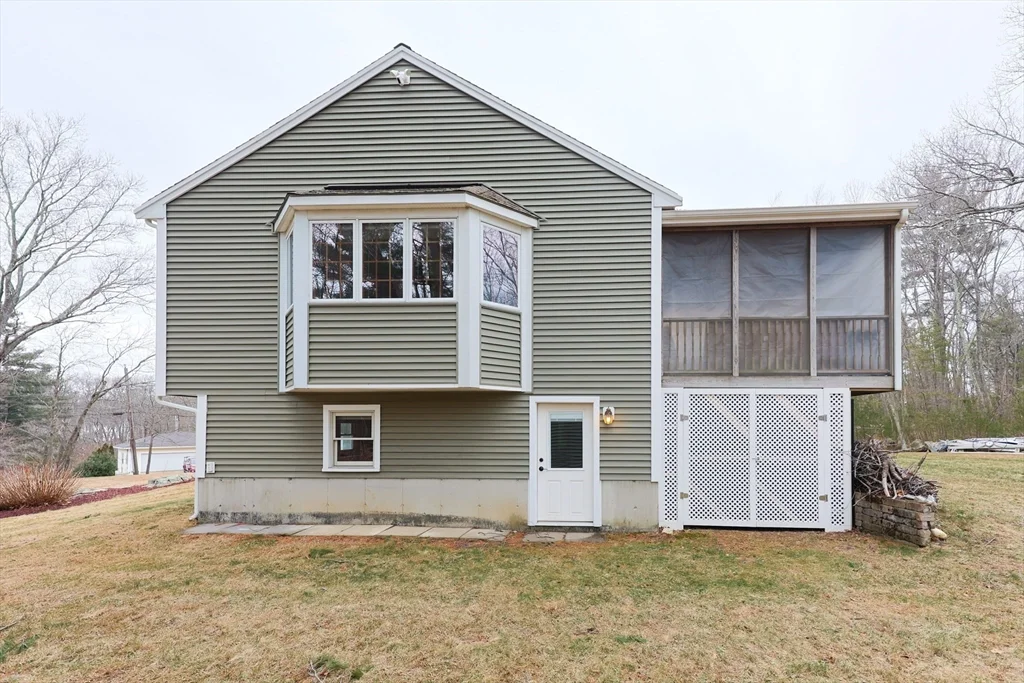 68 Greene St, Hopedale