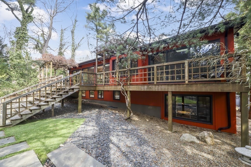 38 Cumberland Ave, Brookline