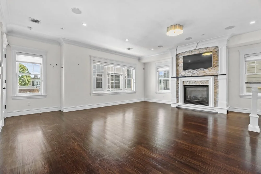 161 Tudor, South Boston