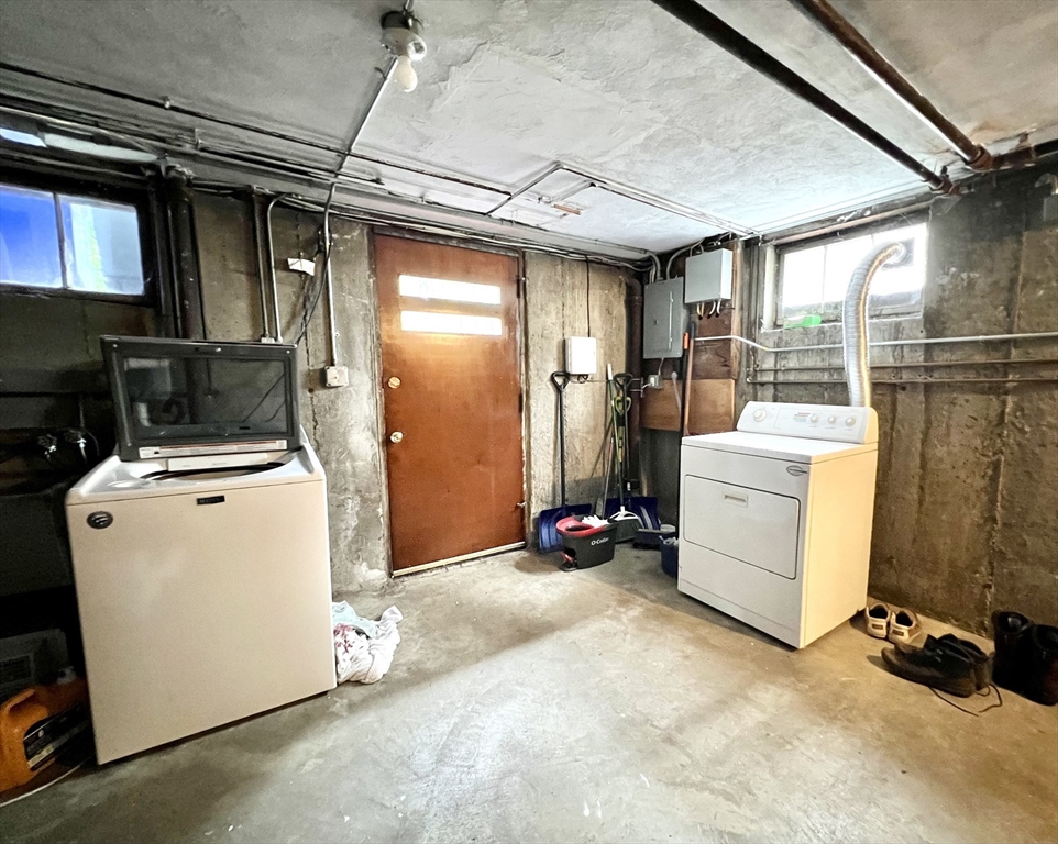 179 Faneuil St, Brighton