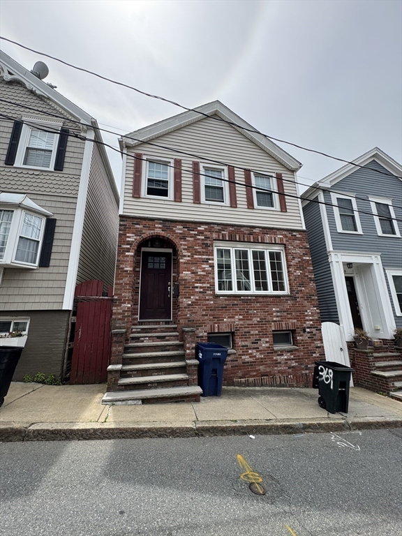 371 Silver St, South Boston