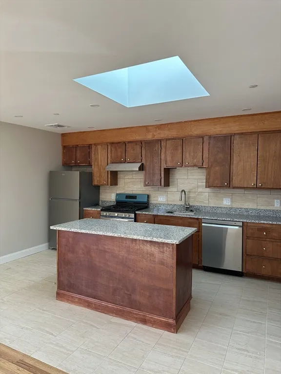 155 Broadway, Revere