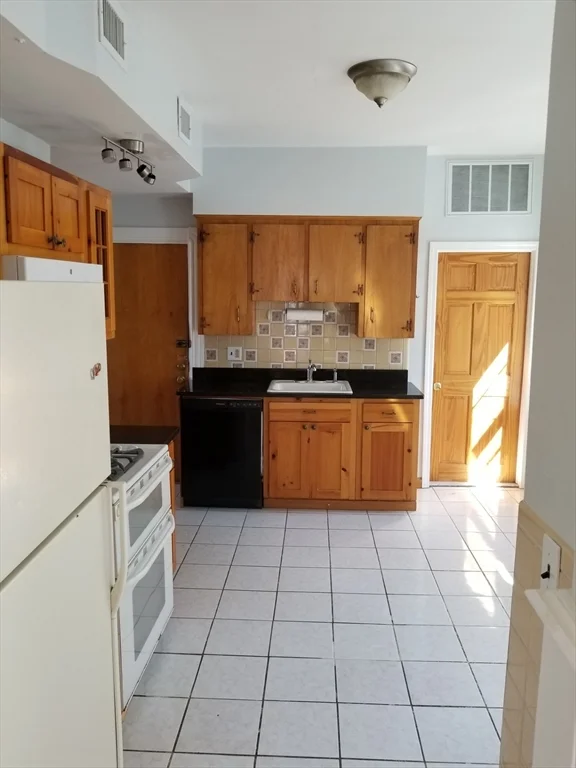 341 Summer St, Davis Square