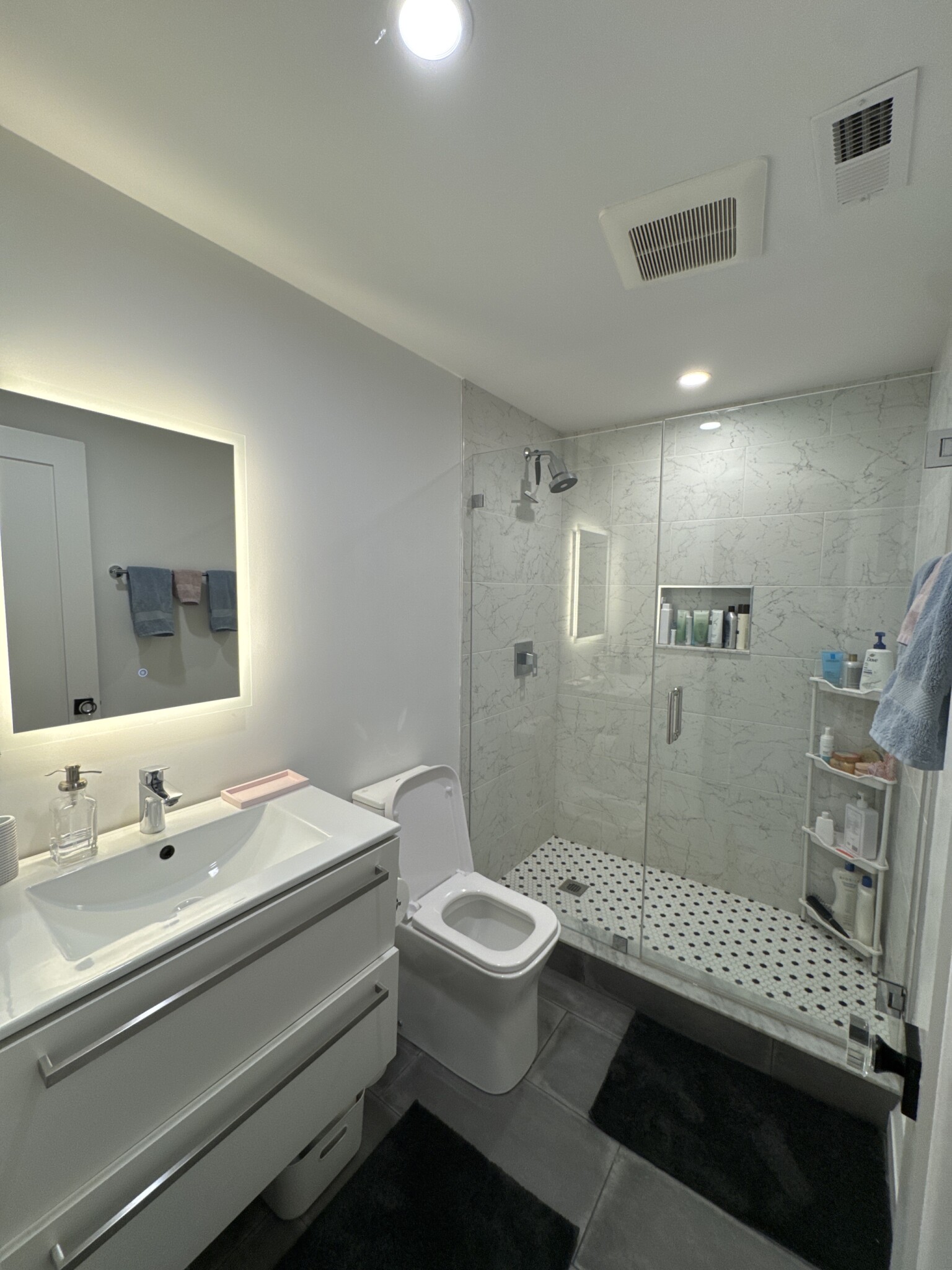 7 Strathmore Rd, Brookline