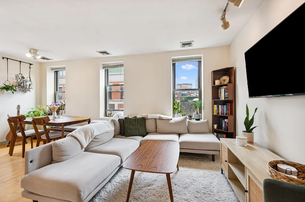 5 Grove St, Beacon Hill