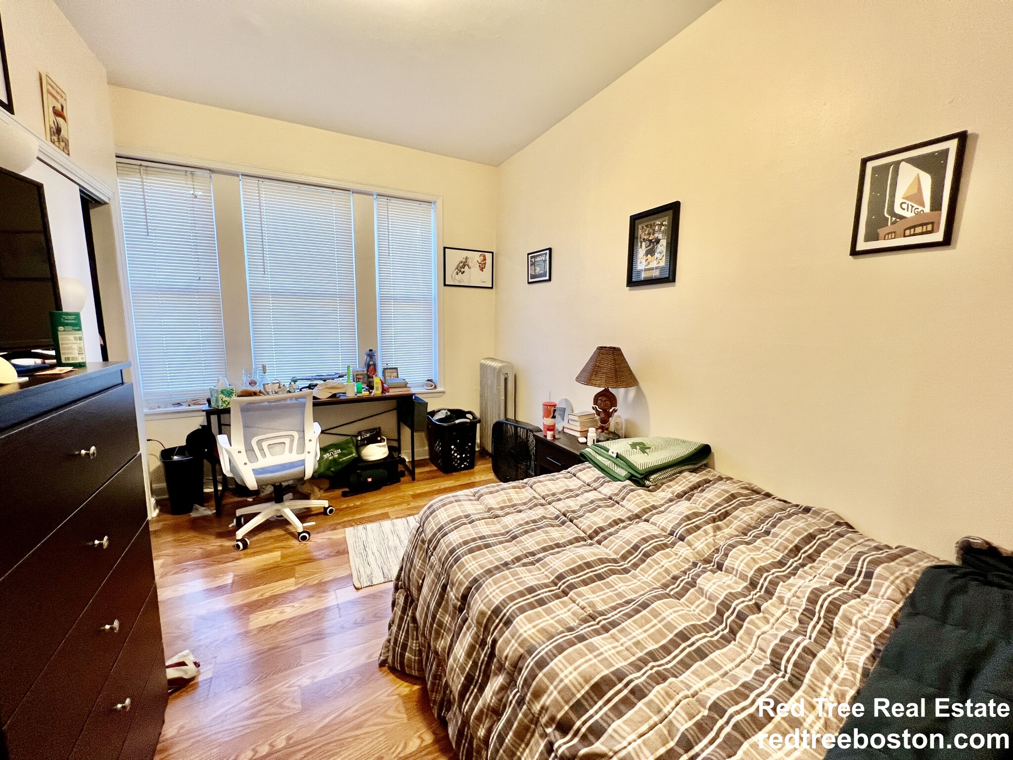 1706 Commonwealth Ave, Brighton